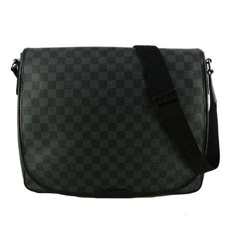 Sacs Messenger Louis Vuitton : SOLDE jusqu'à dès 1 352,00 €